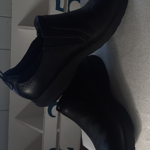 Clark's Unstructured woman's shoes. SIZE 7.5 - Picture 6 of 8